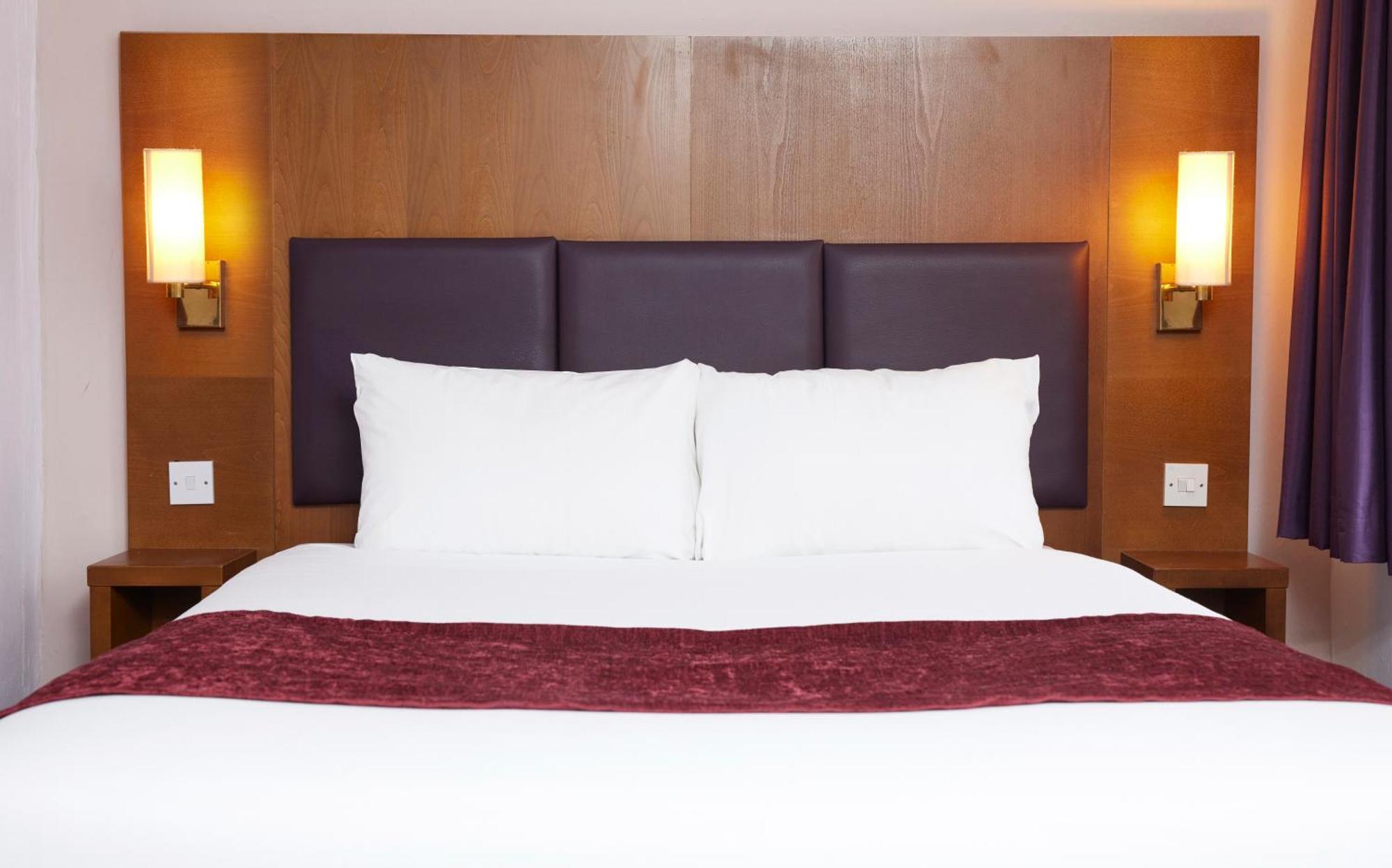 Hotel Crossroads By Chef & Brewer Collection Weedon Bec Exterior foto