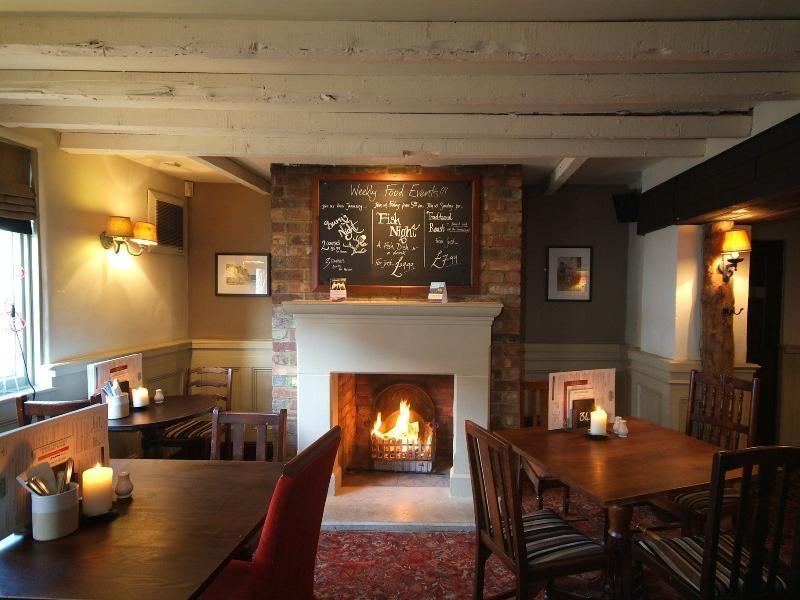 Hotel Crossroads By Chef & Brewer Collection Weedon Bec Exterior foto